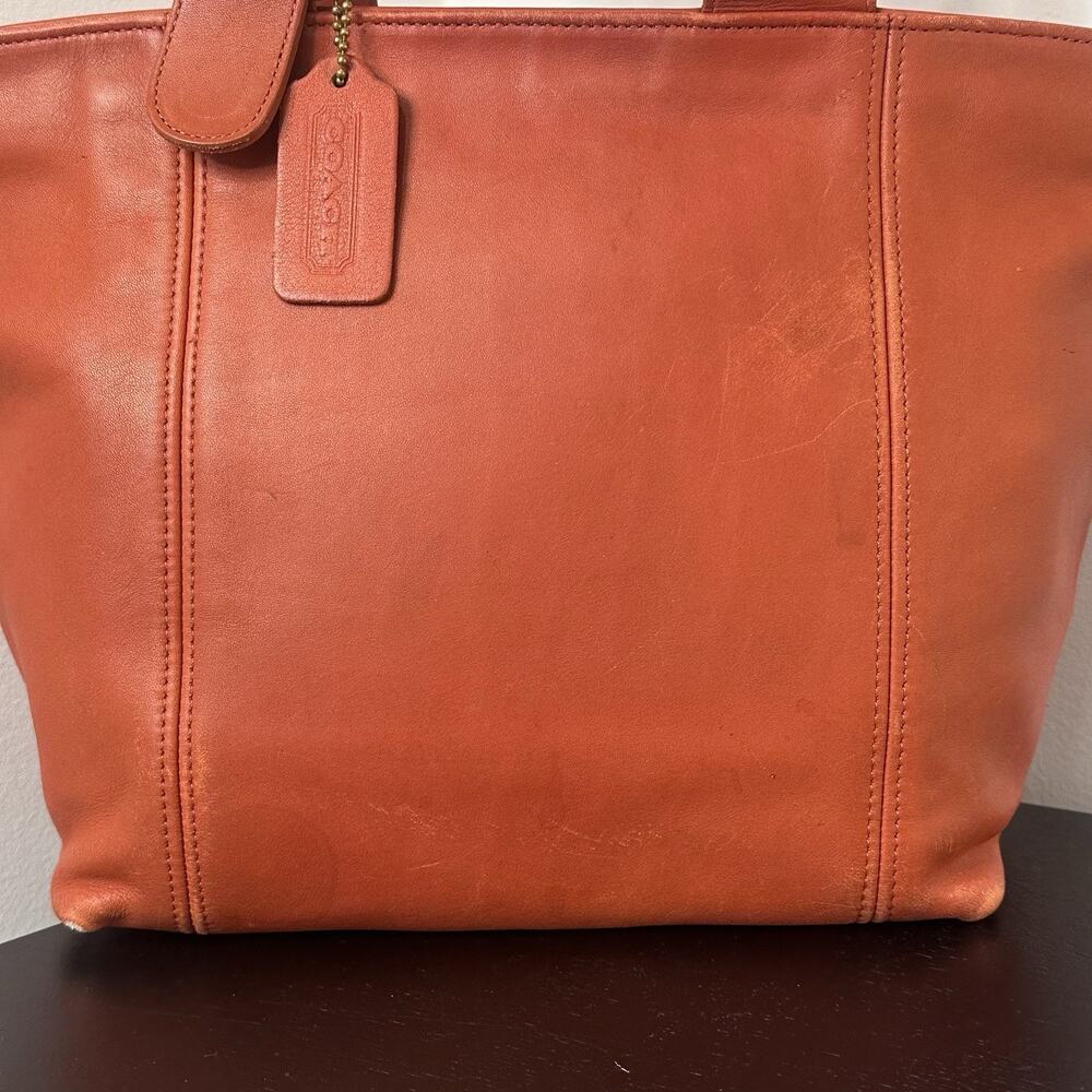 Vintage 90s Coach Red/Orange 4133 Waverly Leather Tote Bag w/ Original Hang Tag - Picture 3 of 14